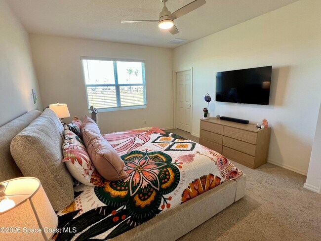 Building Photo - 1525 Criswell Ln SE