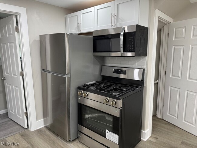 Building Photo - 920 Bloomfield Ave