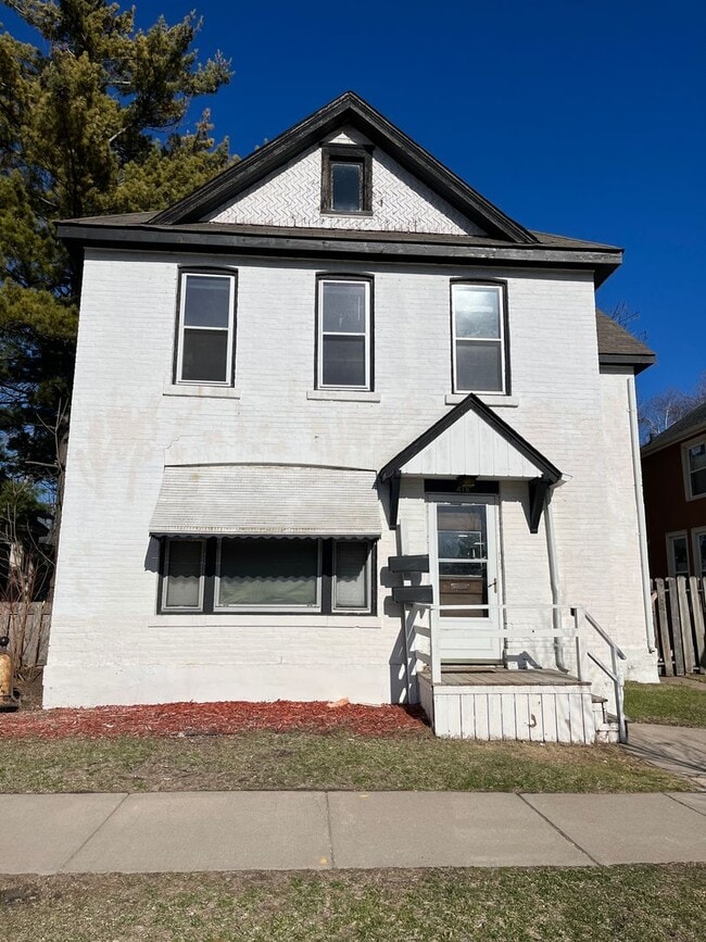 Building Photo - 416 Daly St