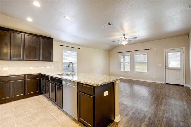 Building Photo - 3621 Rams Horn Way