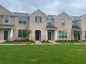 Building Photo - 2209 Greystone Dr