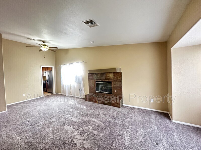 Building Photo - 66613 San Diego Dr