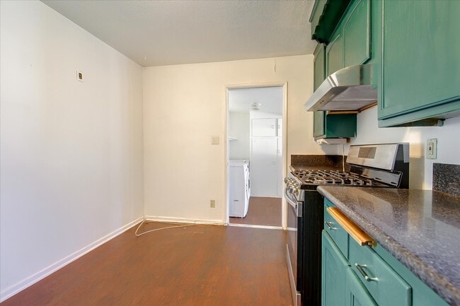 Building Photo - 9239 Bonavista Ln
