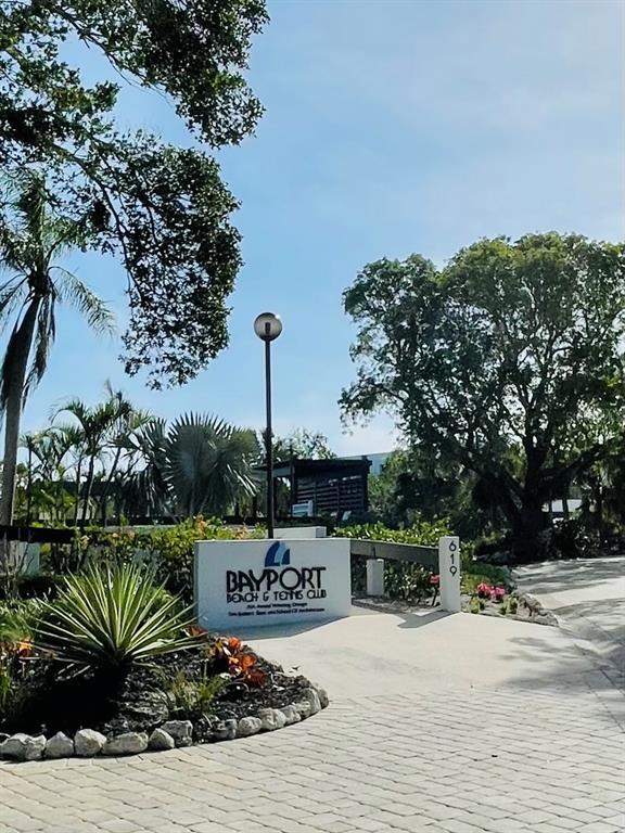 Building Photo - 618 Bayport Wy