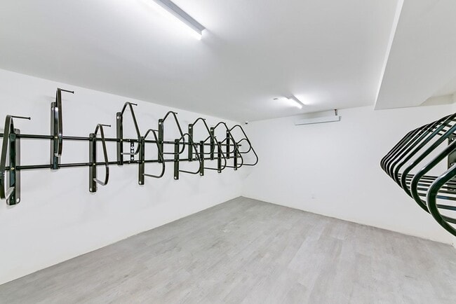 Interior Photo - Pax Futura