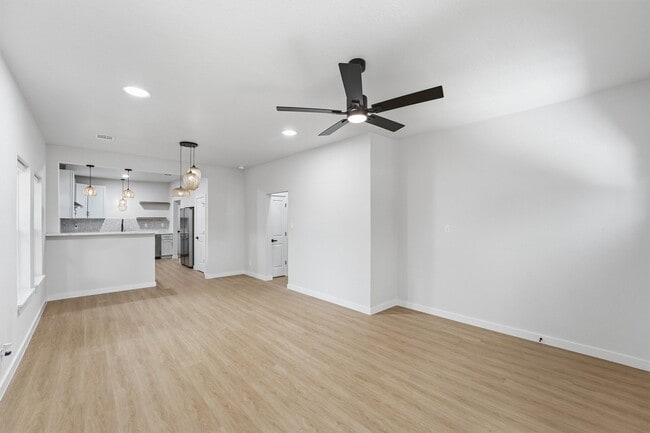 Building Photo - 2710 Gano St