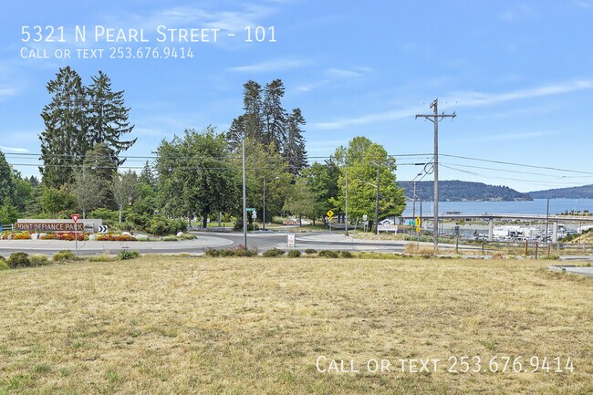 Building Photo - 5321 N Pearl St