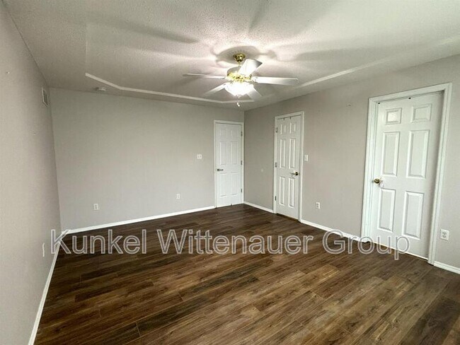 Building Photo - 1514 Peach Orchard Ln