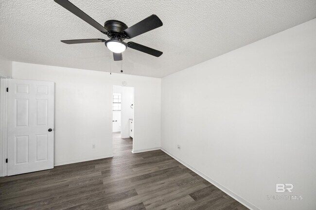 Building Photo - 2776 Santa Rosa Cir