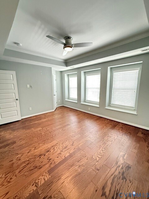 Building Photo - 8057 Ellendale Dr