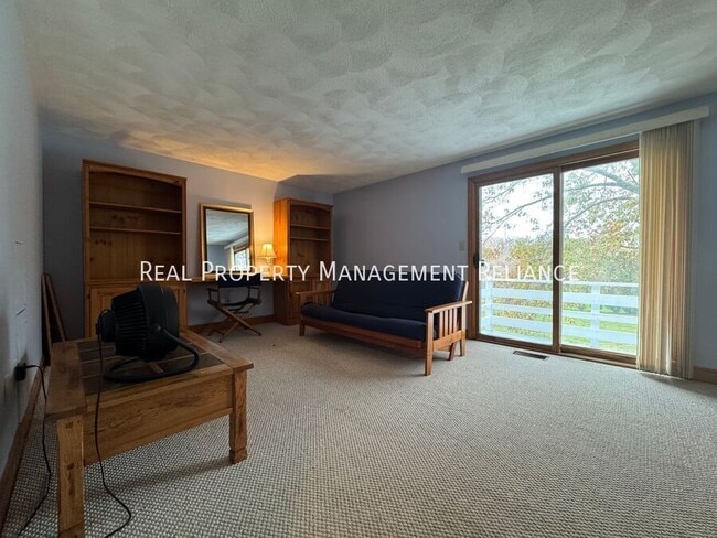 Building Photo - 38 Kimball Ave