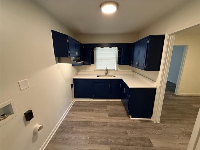 Building Photo - 828 Pamela Dr