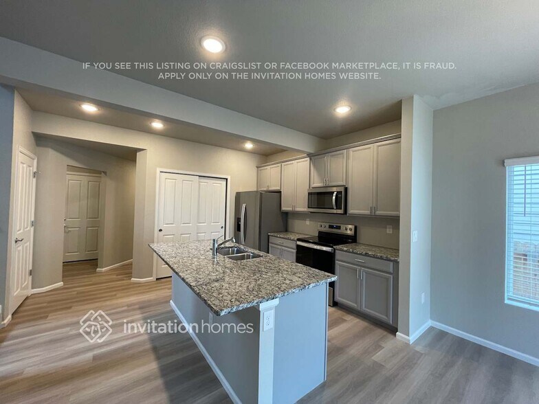Building Photo - 11256 House Finch Ln