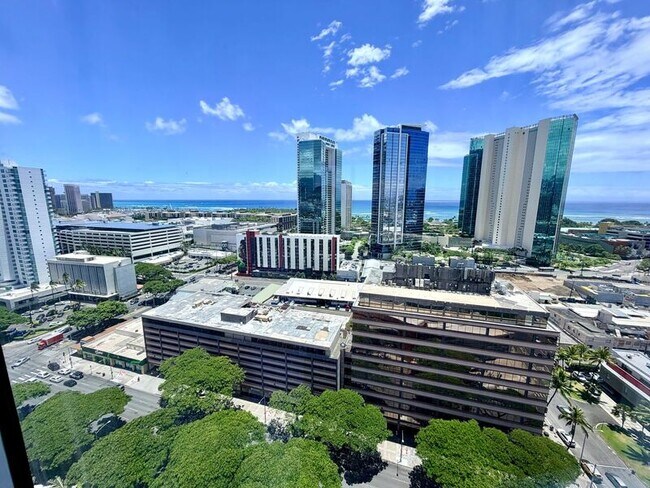 Building Photo - 1288 Kapiolani Blvd