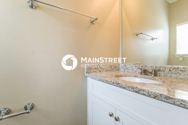 Building Photo - 3 Bedroom Pet-Friendly Home in Union City,...