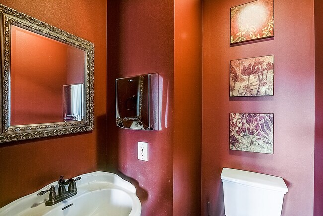 Building Photo - 5042 7th Ave NE