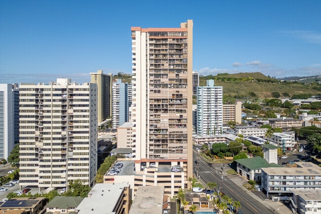 Building Photo - Wilder at Piikoi
