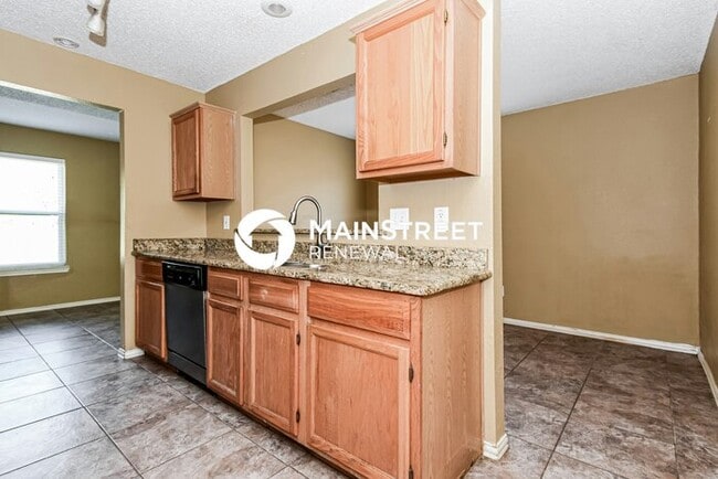 Building Photo - 4 Bedroom Pet-Friendly Home in Sachse, TX with Main Street Renewal