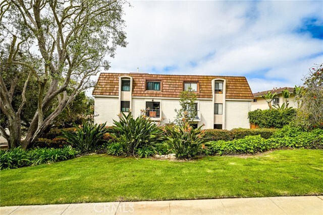 Building Photo - 2357 Palos Verdes Dr W