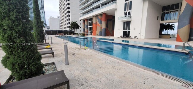 Building Photo - 50 Biscayne Blvd