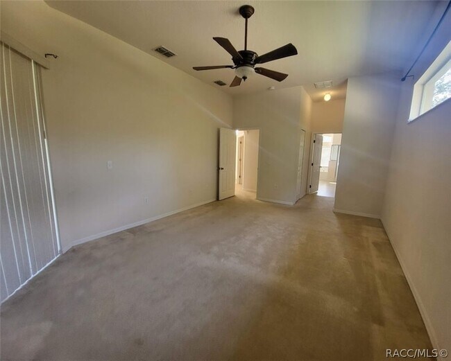 Building Photo - 2486 W Swanson Dr