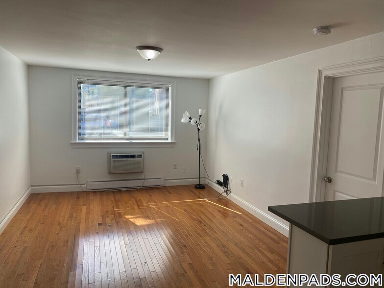 Building Photo - 134 Summer St