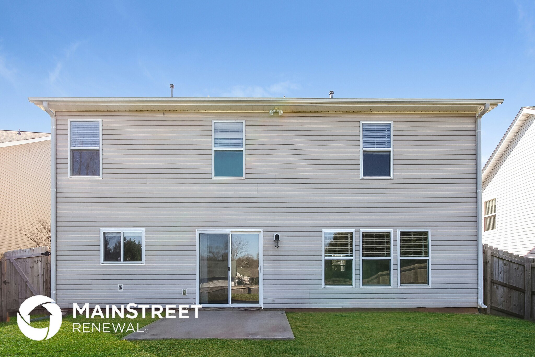 Building Photo - 9740 Falling Stream Dr