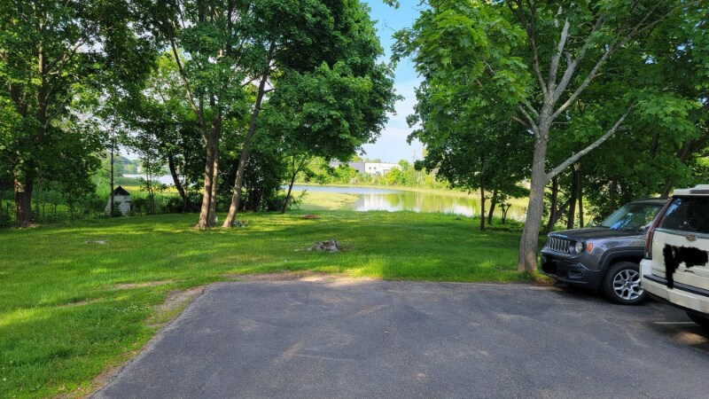 Building Photo - 127 Bartlett St