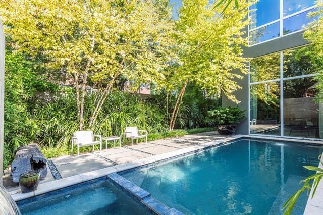 Building Photo - 2845 Lee St