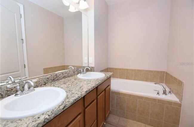 Building Photo - 8340 Kelsall Dr