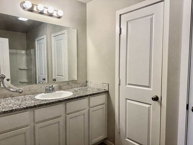 Building Photo - 2121 N Avenue J