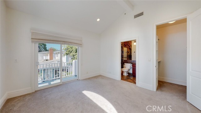 Building Photo - 1102 Slauson Ln