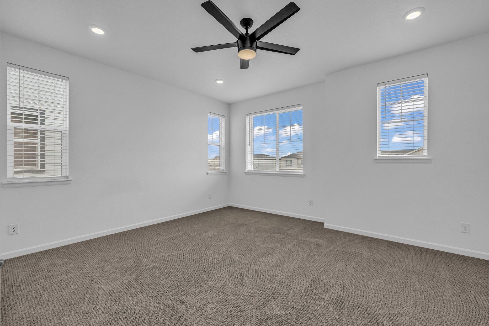 Building Photo - 18152 Caffey Dr