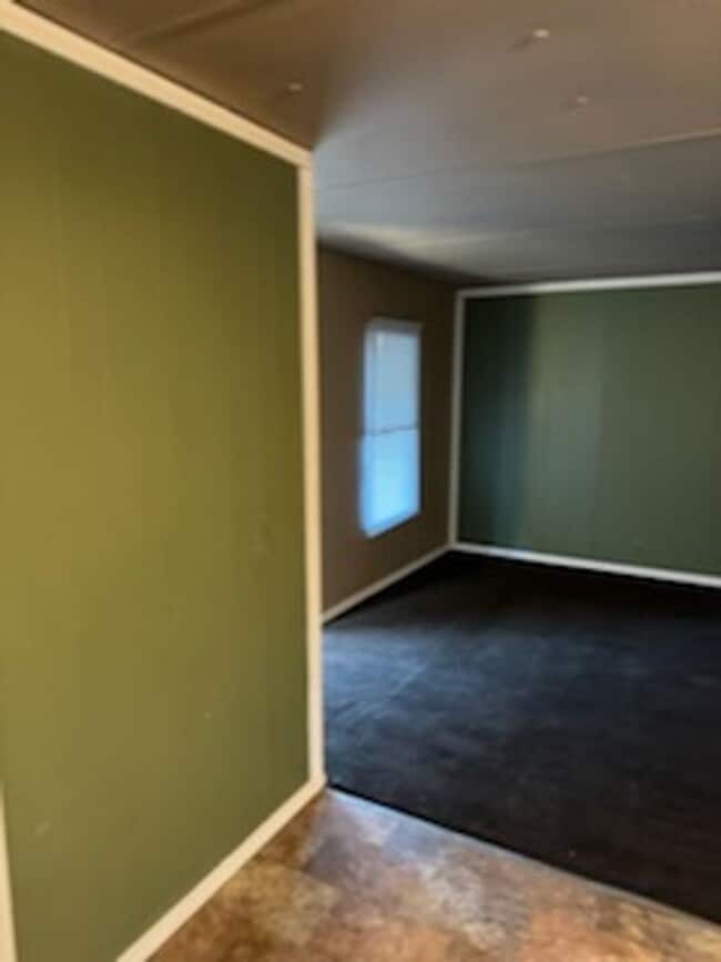 Primary Photo - 2 bed 1 bath Trailer Home $1250 a month