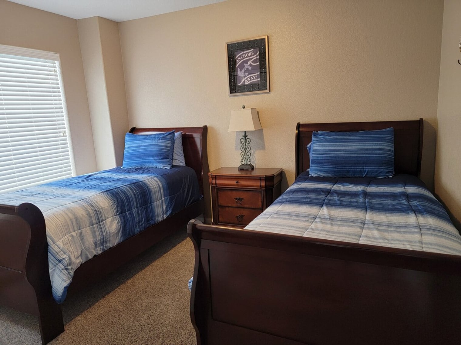 Building Photo - 479 Black Feather Loop