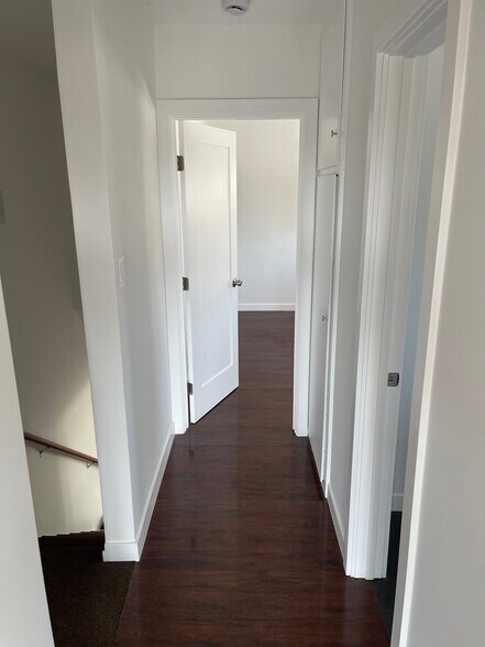 Hallway - 2716 Via Paseo