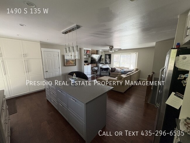 Building Photo - 1490 S 135 W