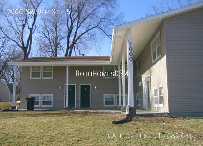 Building Photo - 7000 SW 9th St