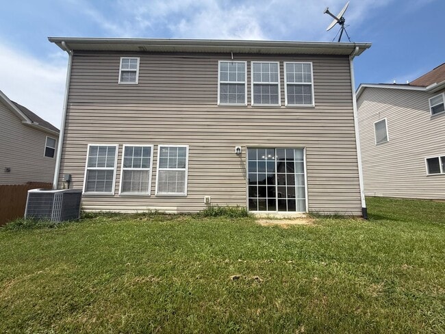 Building Photo - 6016 Namozine Ct