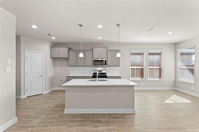 Building Photo - 14405 Antlia Dr