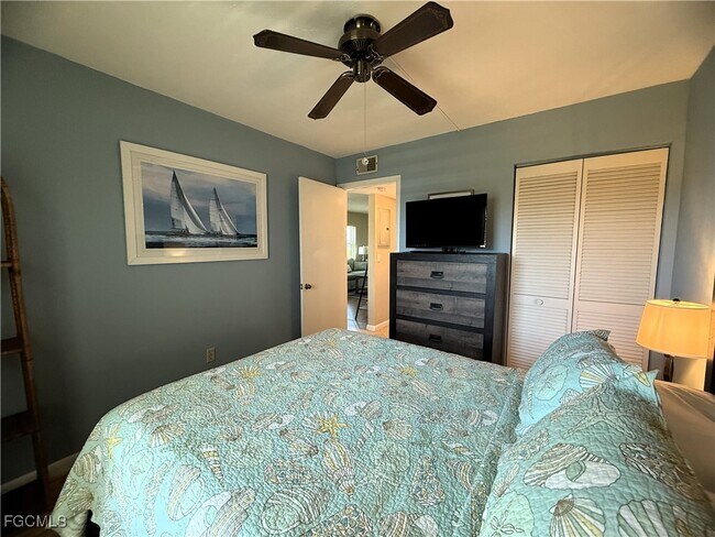 Building Photo - 6891 Estero Blvd