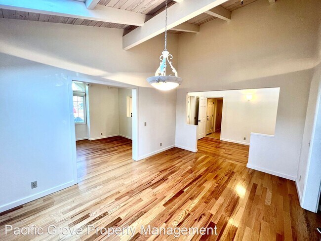 Building Photo - 3 br, 2.5 bath House - 165 Pacific Avenue