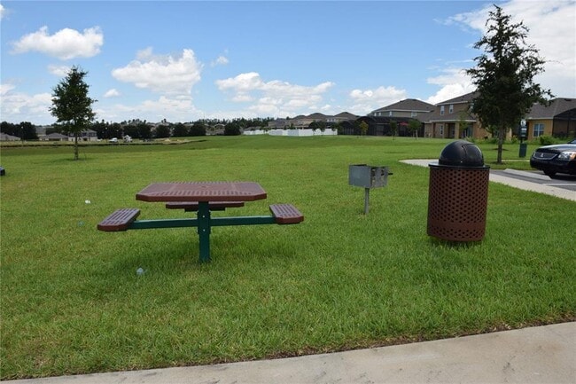 Building Photo - 489 Ogelthorpe Dr