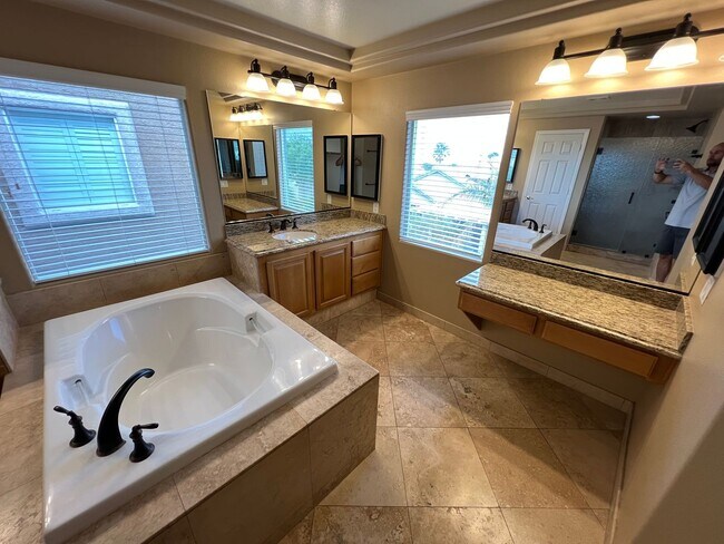Building Photo - **COMING SOON** UPGRADED 5BD/3.5BA SUMMERLIN HOME W/ POOL!