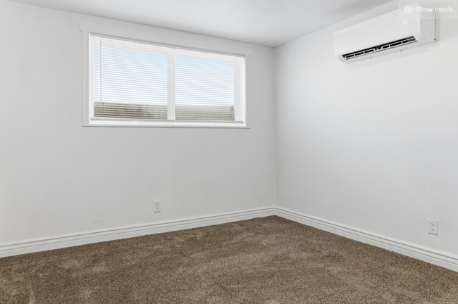 Building Photo - 445 W 400 N