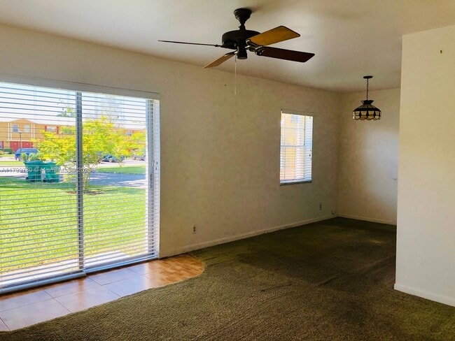 Building Photo - 1805 SW 81st Terrace