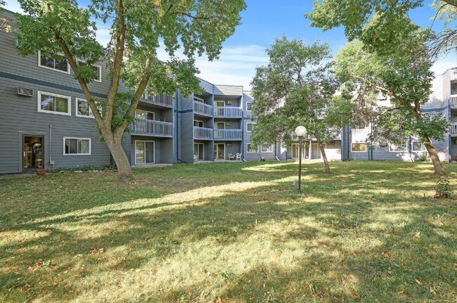 Building Photo - 2930 Blaisdell Ave