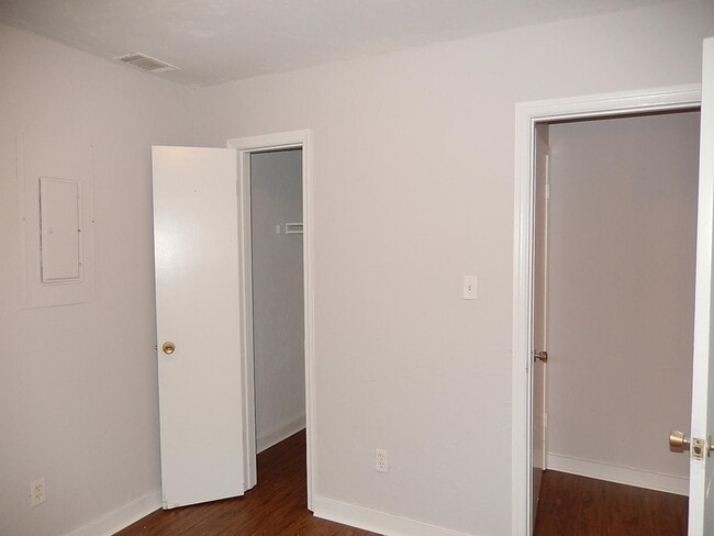 Building Photo - 4724 Cobblestone Ln