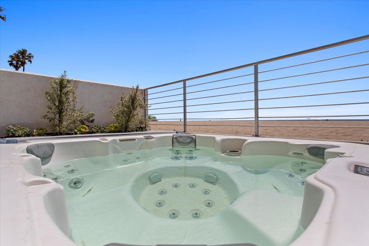 Building Photo - 6955 Trolleyway