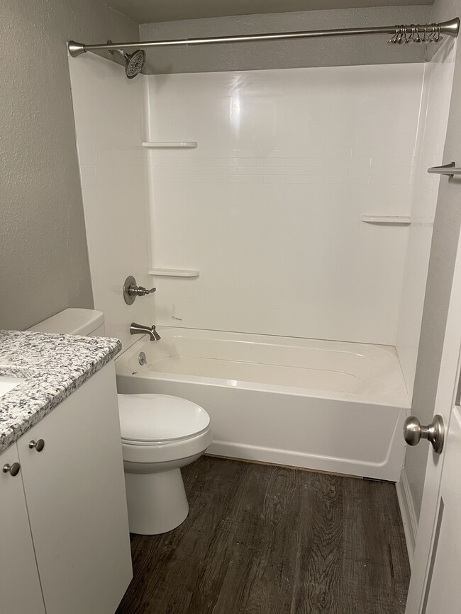 Building Photo - 500 NW 1st St